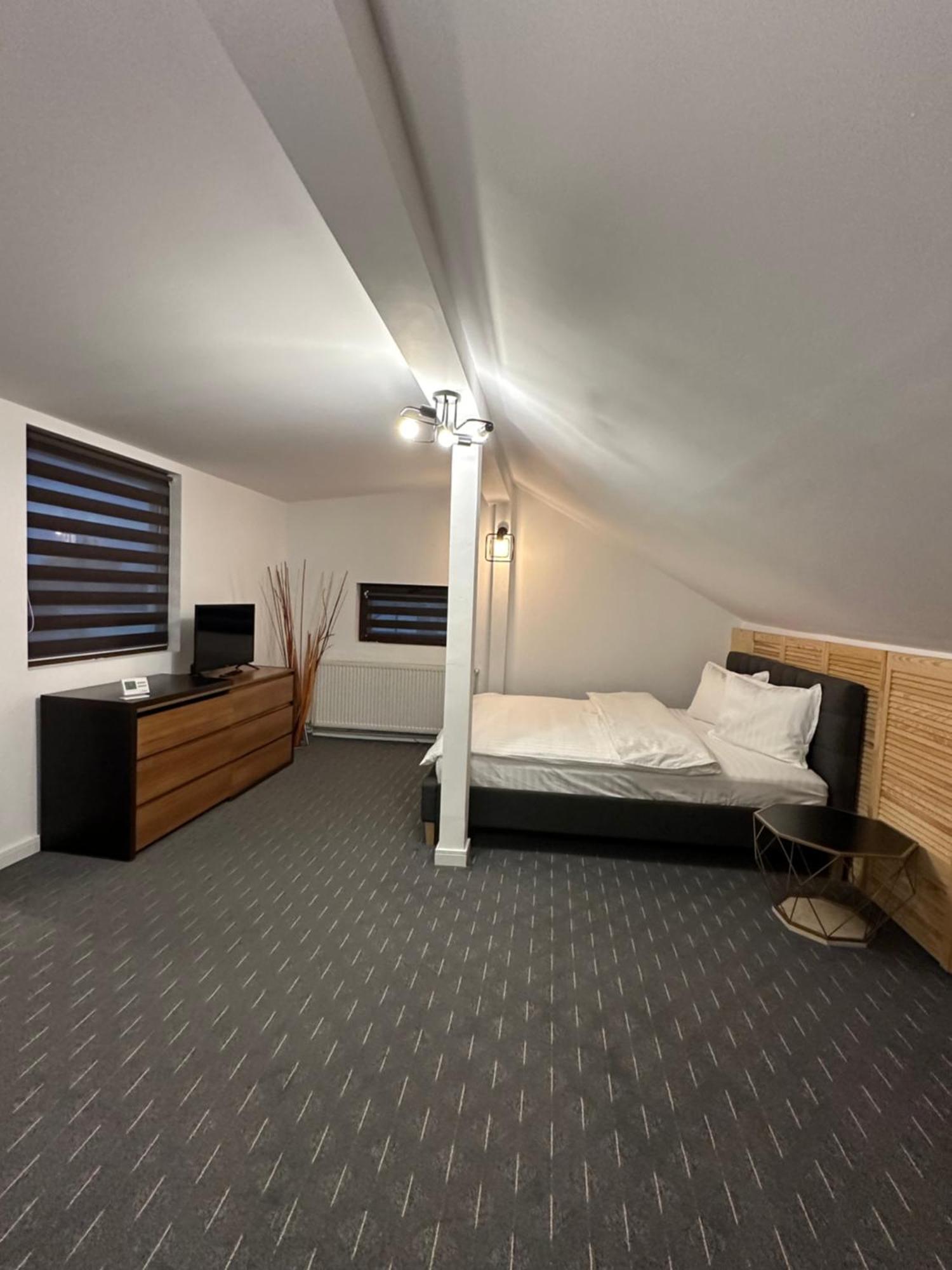 Conta Apartments Craiova Extérieur photo